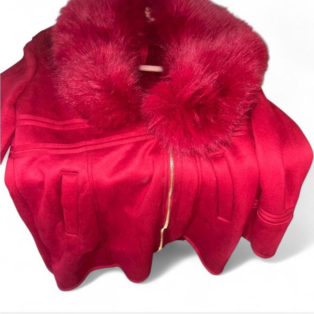 Elegant Red Faux Fur Collar Trench Coat - Picture 7 of 7